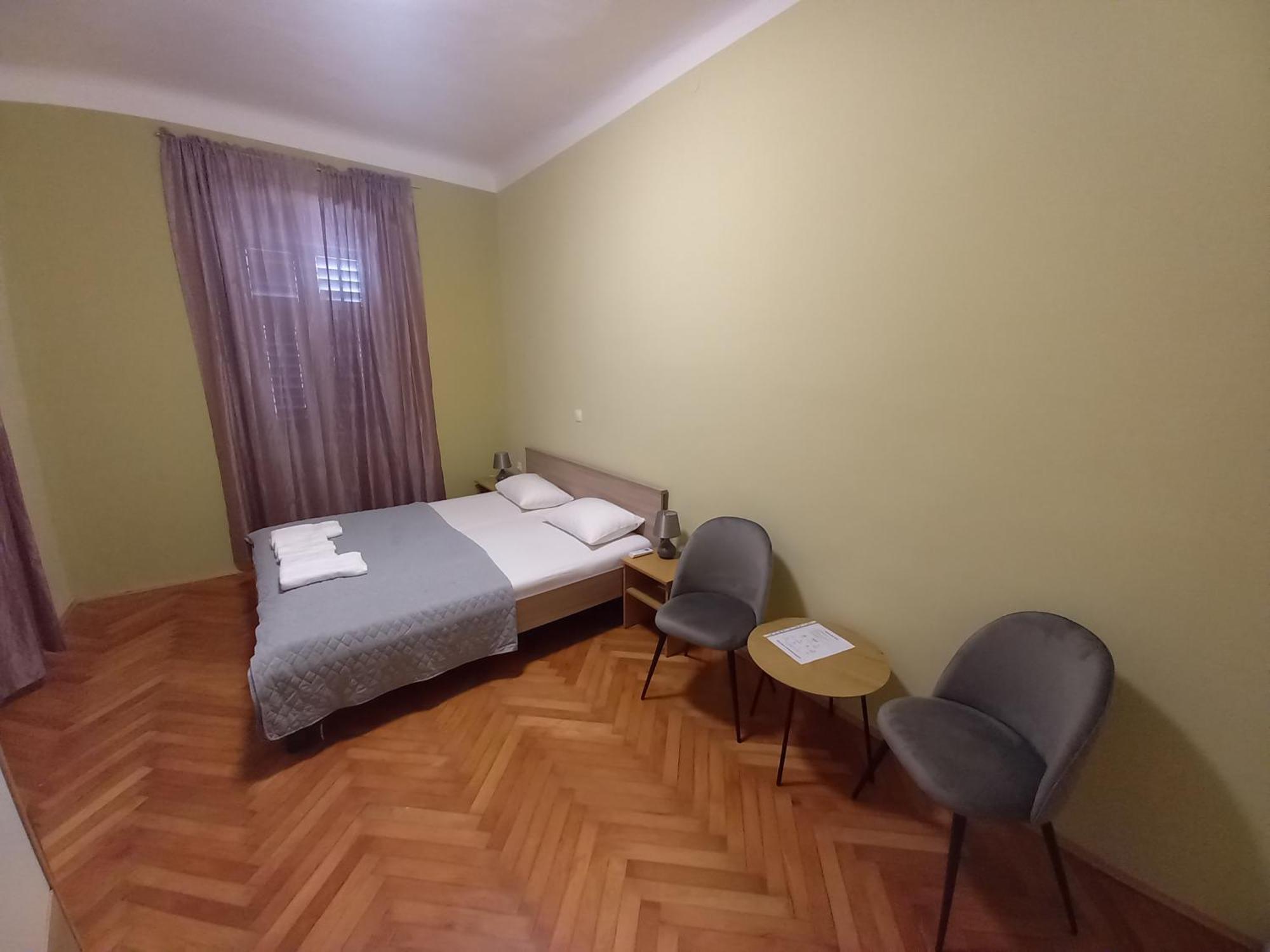 Oskar Amphitheater Apartments And Rooms With Free Parking PUY 객실 사진